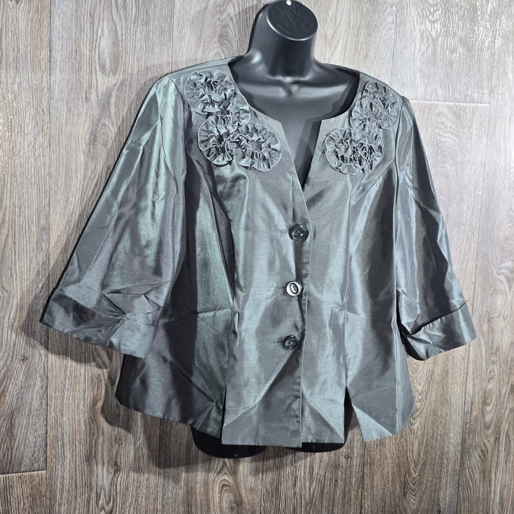 Dana Kay Women's Plus Size 16W Gray Jacket 3 Button Embellished‎ Party